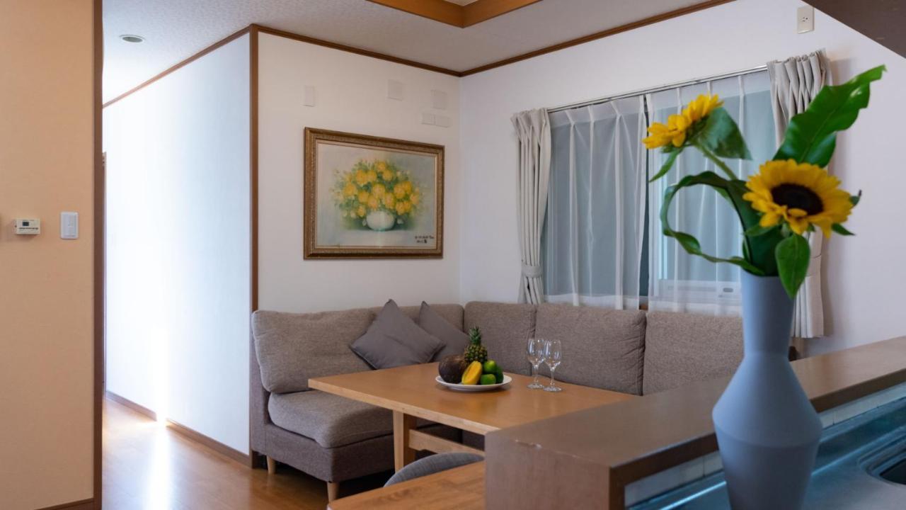 Guesthouse Akabana Miyakojima  Extérieur photo